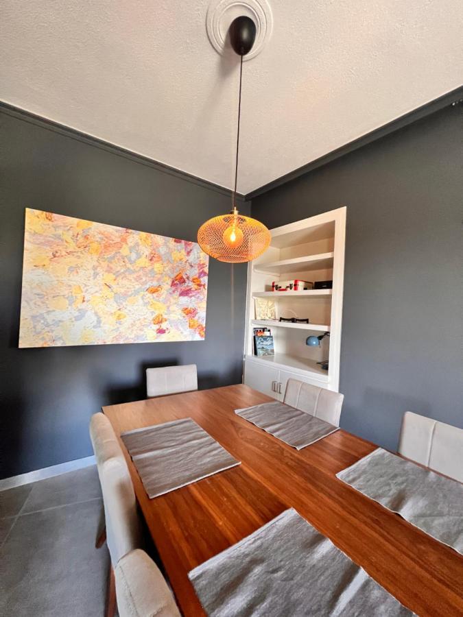 Quiet And Cozy Of New Psihiko No 6 Apartment *